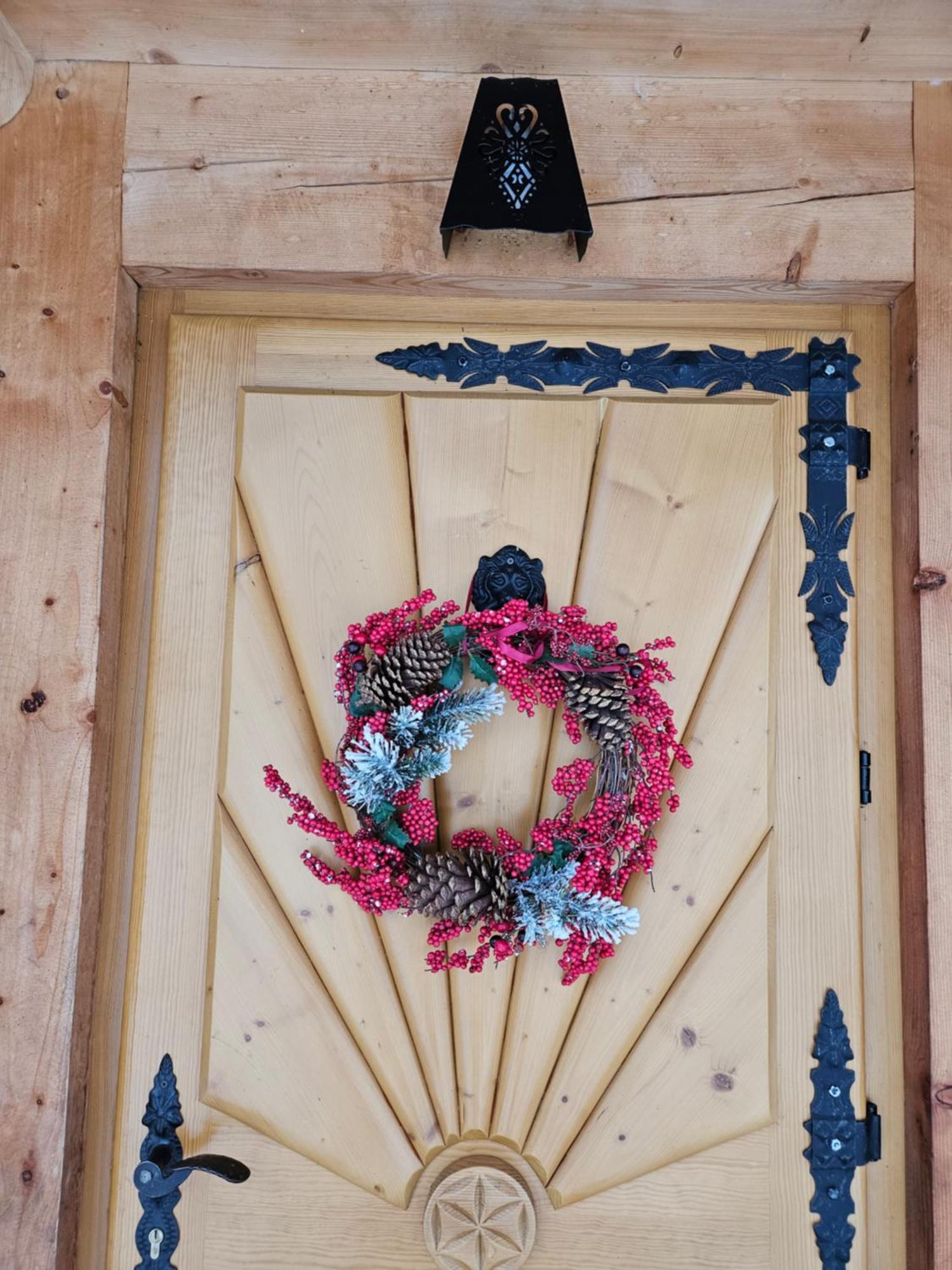 Goralska Chatka 2 Highland Cottage - Split Ac, Jacuzzi, Sauna, Private Parking, Mountains View, Garden, Zakopane Ngoại thất bức ảnh
