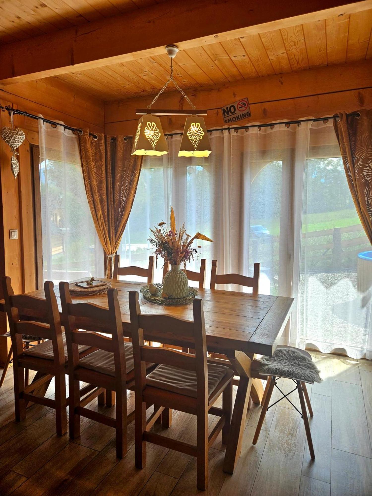 Goralska Chatka 2 Highland Cottage - Split Ac, Jacuzzi, Sauna, Private Parking, Mountains View, Garden, Zakopane Ngoại thất bức ảnh
